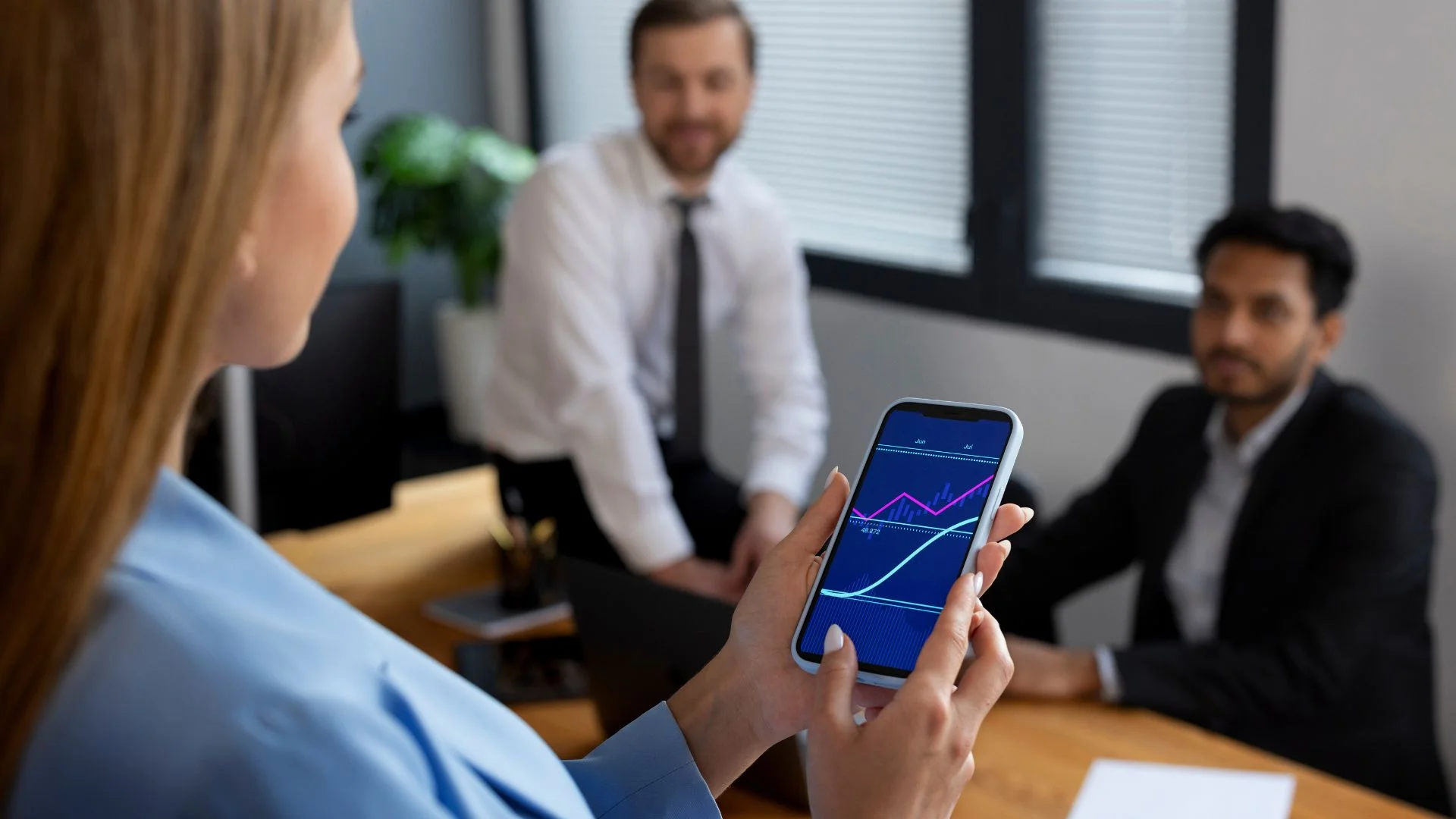 The-Power-of-Mobile-Apps-Transforming-Business-Operations
